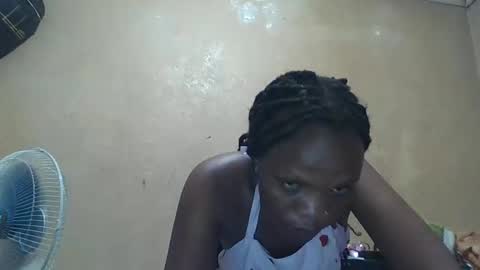 juice_petite3 online show from February 24, 12:09 am