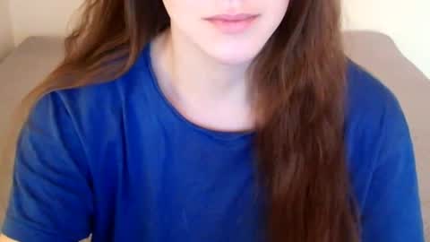 Snapshot of juicetalia chatting on March 4, 8:35 am JuiceTalia online show from March 4, 8:35 am