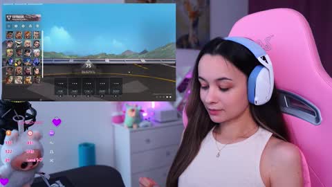 Snapshot of juicy___angel chatting on October 18, 11:00 am Angelina online show from October 18, 11:00 am