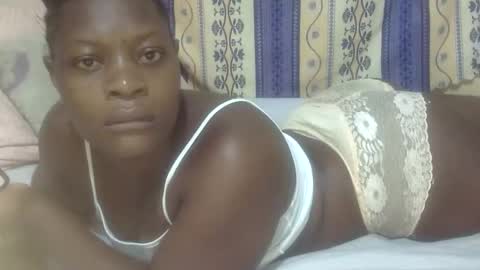 juicy_ass10 online show from April 28, 8:41 am
