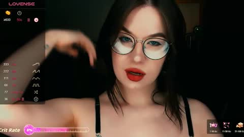 Snapshot of juicy_burrito chatting on November 4, 9:03 pm Bella online show from November 4, 9:03 pm