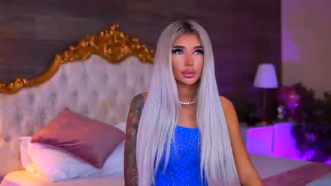 Snapshot of juicy_jessye chatting on June 24, 7:57 pm Jessye online show from June 24, 7:57 pm