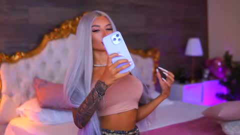 Snapshot of juicy_jessye chatting on July 29, 7:56 pm Jessye online show from July 29, 7:56 pm