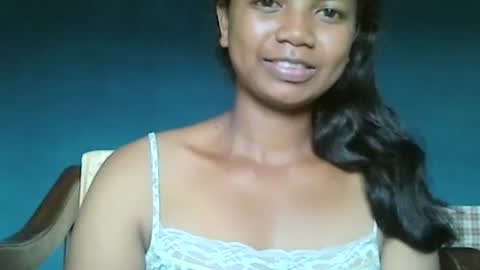 Snapshot of juicy_pretty chatting on January 12, 4:42 am stellah online show from January 12, 4:42 am