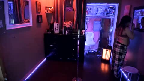 Snapshot of juicyjayxxx69 chatting on January 9, 3:26 am juicyjayxxx69 online show from January 9, 3:26 am