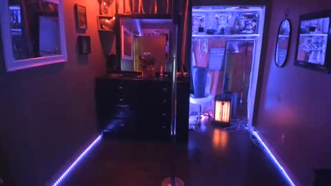 Snapshot of juicyjayxxx69 chatting on March 5, 3:51 am juicyjayxxx69 online show from March 5, 3:51 am