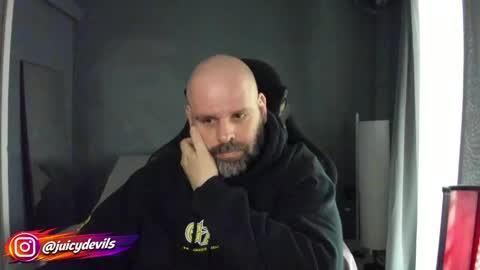 JuicyLounge online show from April 16, 11:22 am