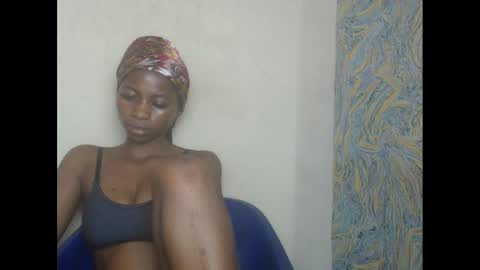 juicypiexx online show from February 10, 4:19 am