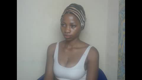 juicypiexx online show from February 10, 7:28 pm