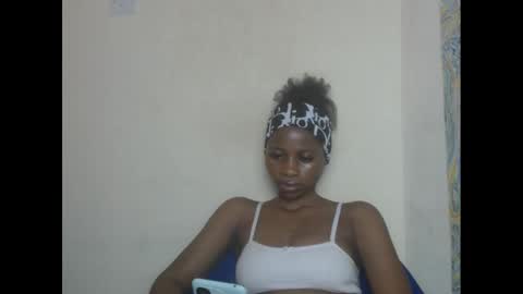 juicypiexx online show from February 13, 3:07 am