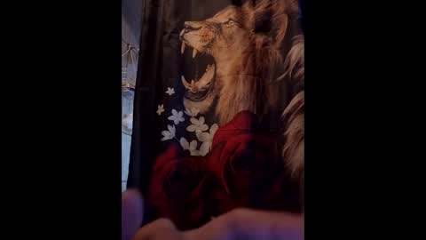 Snapshot of juicyslutx chatting on December 1, 12:21 pm juicyslutx online show from December 1, 12:21 pm