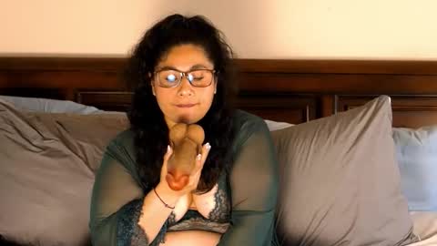Juicy Teacher online show from April 27, 4:05 pm