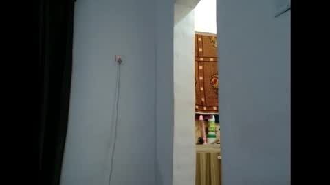 juicyxpink online show from September 19, 7:32 am