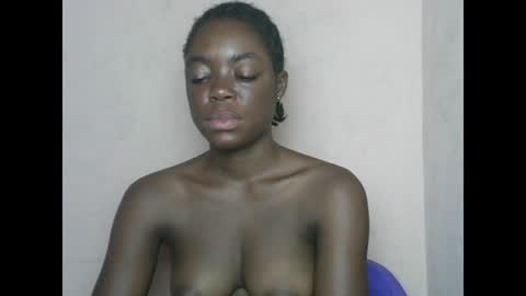 juicyyxboobs online show from July 2, 11:33 pm