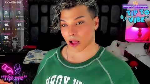 Jujubee online show from December 14, 12:44 am