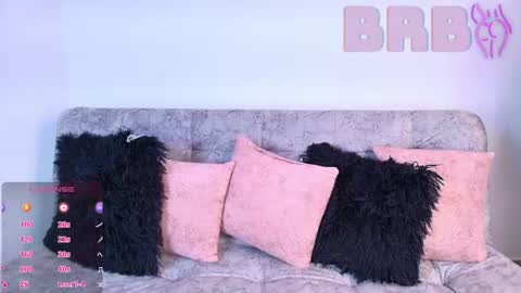 Jules and Gia online show from July 21, 7:16 pm