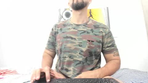 Snapshot of juleslatin122 chatting on December 27, 3:15 pm Jules online show from December 27, 3:15 pm