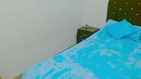 Snapshot of juli_69 chatting on November 20, 9:47 pm Juliana Torres online show from November 20, 9:47 pm