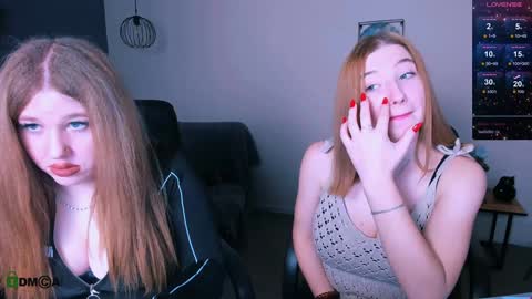 Snapshot of juli_kisss chatting on December 14, 7:36 pm juli kisss online show from December 14, 7:36 pm