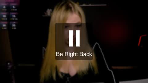 Snapshot of juli_kisss chatting on December 26, 1:40 am juli kisss online show from December 26, 1:40 am