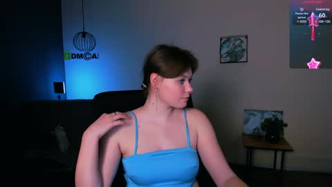 Snapshot of juli_kisss chatting on December 29, 2:06 am juli kisss online show from December 29, 2:06 am