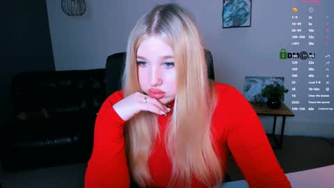 Snapshot of juli_kisss chatting on January 3, 4:44 am juli kisss online show from January 3, 4:44 am