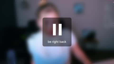 Snapshot of juli_kisss chatting on January 3, 11:01 pm juli kisss online show from January 3, 11:01 pm