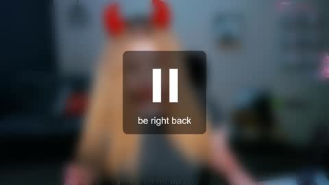 Snapshot of juli_kisss chatting on January 17, 11:07 pm juli kisss online show from January 17, 11:07 pm