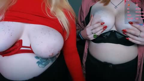 Snapshot of juli_kisss chatting on February 2, 2:06 am juli kisss online show from February 2, 2:06 am