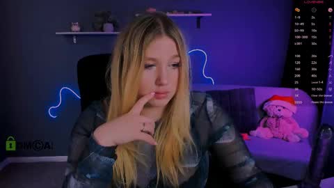 Snapshot of juli_kisss chatting on February 26, 11:15 pm juli kisss online show from February 26, 11:15 pm