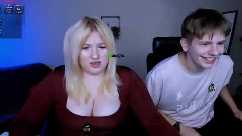 Snapshot of juli_kisss chatting on September 16, 7:26 pm juli kisss online show from September 16, 7:26 pm