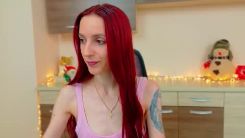 JuliaJae online show from December 21, 6:42 am