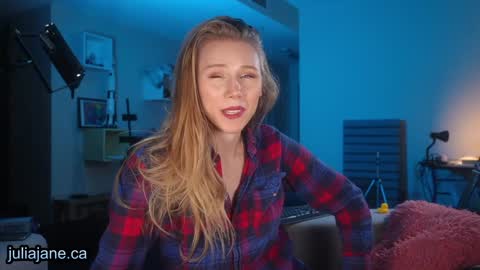 Julia Jane online show from January 5, 2:38 am