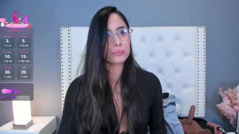 Snapshot of julia_martinezz_ chatting on September 22, 11:34 am J U L IA M A R T I N E Z online show from September 22, 11:34 am