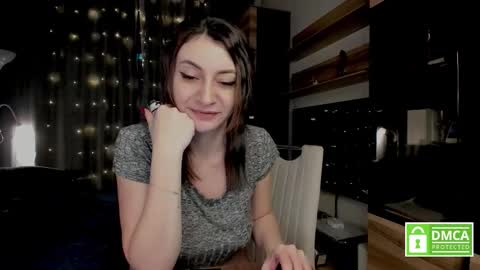 julia_t_mog online show from January 8, 9:50 pm