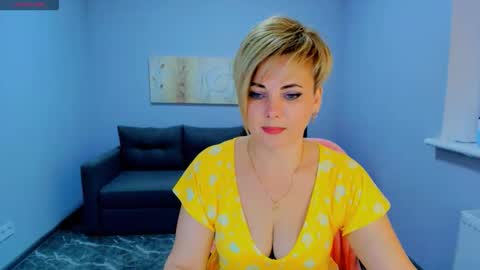 Julia online show from March 8, 7:12 am