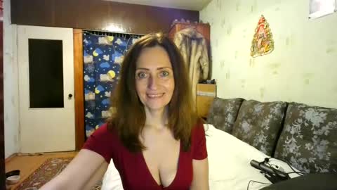 juliaa_foxi online show from February 6, 9:49 pm