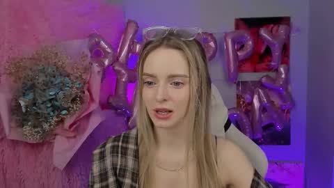 Snapshot of juliabrewwer chatting on September 11, 5:51 am Julia online show from September 11, 5:51 am