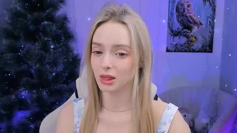 Snapshot of juliabrewwer chatting on December 15, 1:48 pm Julia online show from December 15, 1:48 pm