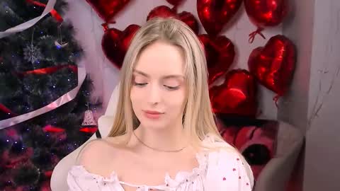 Julia online show from February 13, 4:14 pm