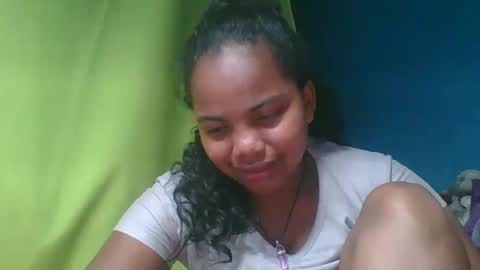 Snapshot of juliah02 chatting on January 23, 2:17 pm juliah02 online show from January 23, 2:17 pm