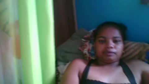 Snapshot of juliah02 chatting on January 28, 8:14 am juliah02 online show from January 28, 8:14 am