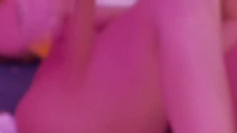 Snapshot of juliaharveyy chatting on February 23, 2:07 am Julia online show from February 23, 2:07 am