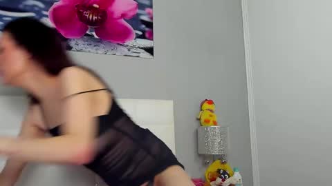 Snapshot of juliahunts chatting on November 21, 7:18 am JuliaHunt online show from November 21, 7:18 am