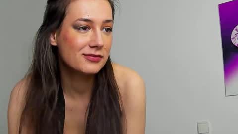 Snapshot of juliahunts chatting on November 24, 5:40 am JuliaHunt online show from November 24, 5:40 am