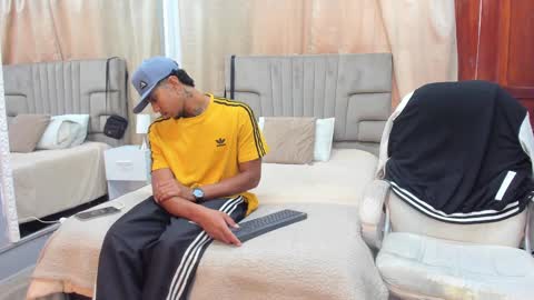 Snapshot of julian_billy chatting on December 28, 4:52 pm julian billy online show from December 28, 4:52 pm