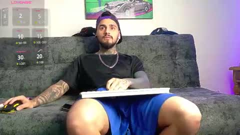Julian independent model online show from July 20, 2:04 am