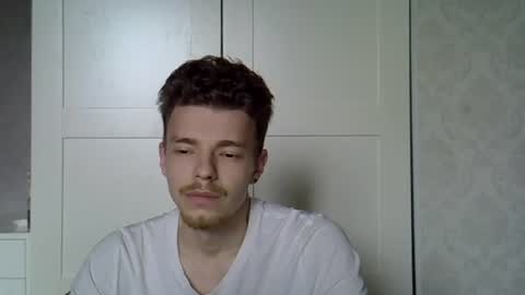 julian_velvet online show from July 6, 4:20 pm