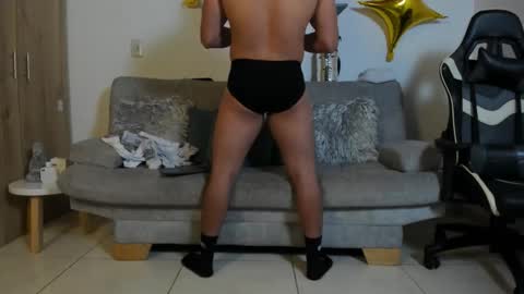 Snapshot of julian_wallace chatting on September 19, 5:02 pm julian_wallace online show from September 19, 5:02 pm