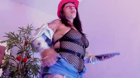 JulianaCarter online show from May 1, 7:51 pm